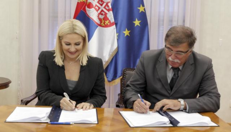 Потписан уговор о изградњи моста Љубовиjа-Братунац